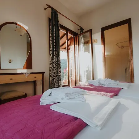 House Of Gardenia Makrirrakhi