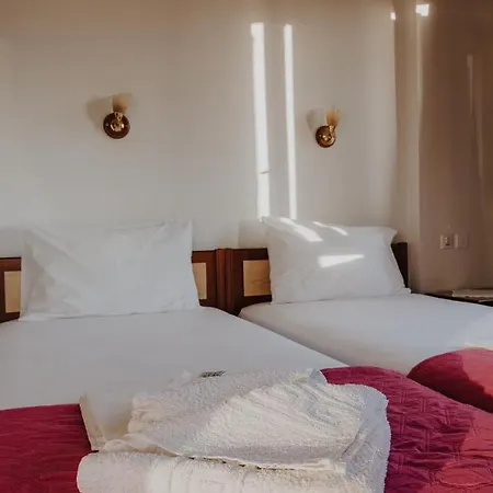 House Of Gardenia * Makrirrákhi