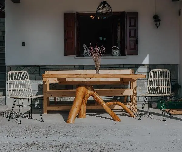 House Of Gardenia Vakantiehuis Makrirrákhi