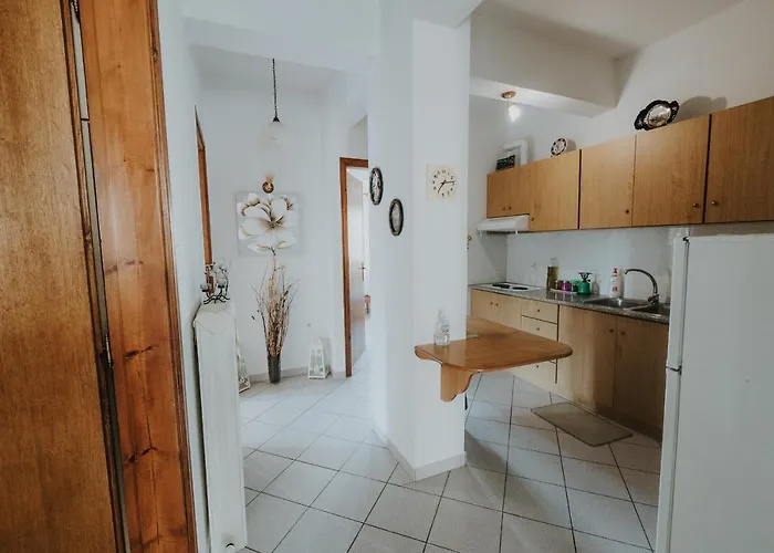 House Of Gardenia * Makrirrakhi